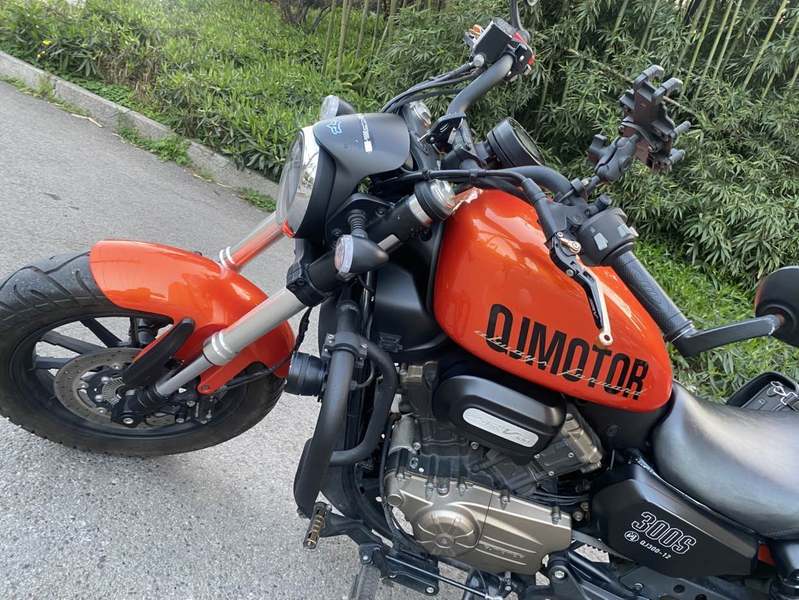 二手QJMOTOR闪300