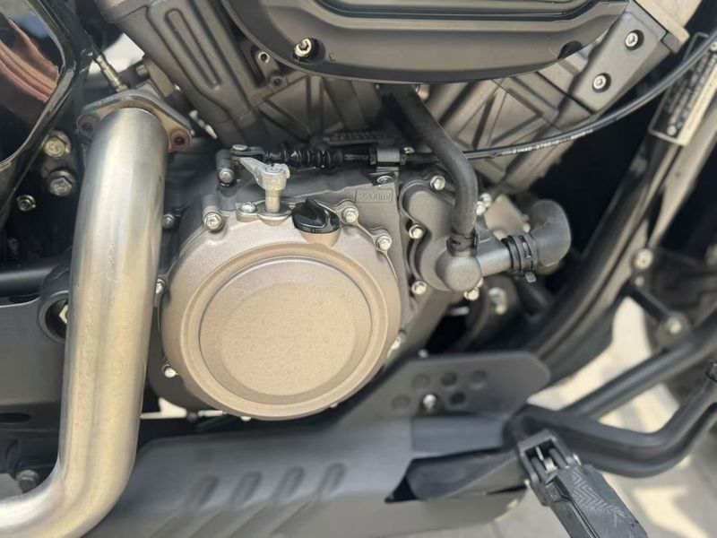 二手奔达Rock300 灰石