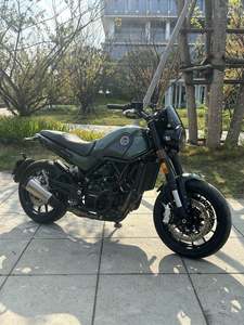 二手贝纳利幼狮 Leoncino 500