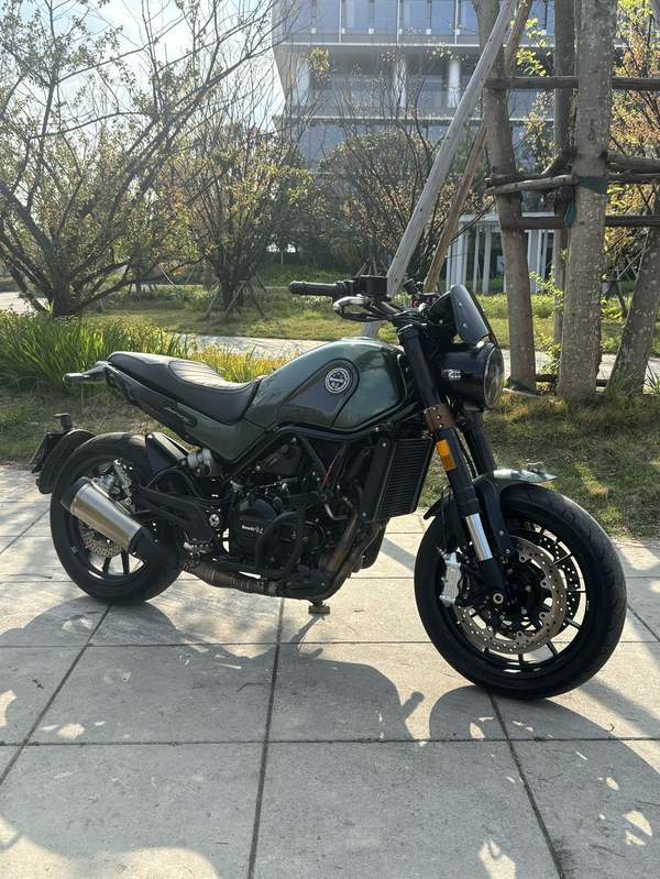 二手贝纳利幼狮 Leoncino 500