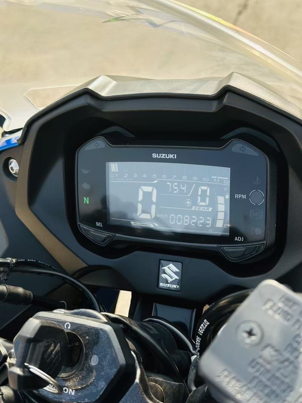 二手豪爵铃木GSX250R