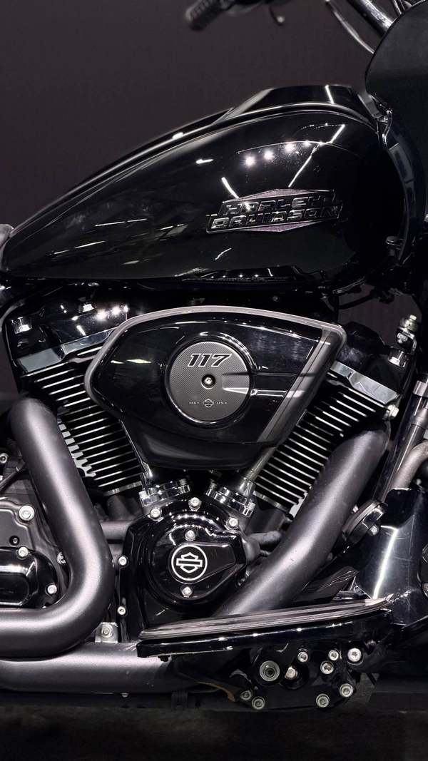 二手哈雷戴维森公路滑翔 Road Glide