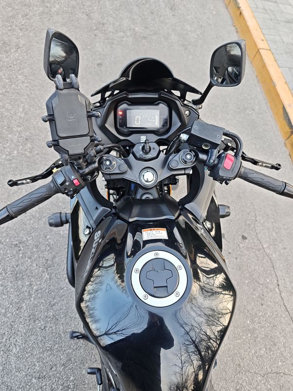 二手豪爵铃木GSX250R