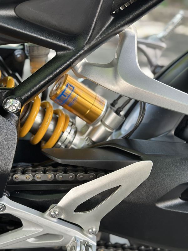 二手凯旋Speed Triple 1200 RR