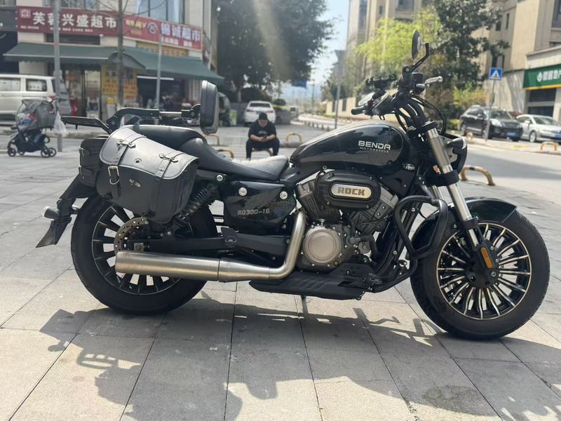 二手奔达Rock300 灰石