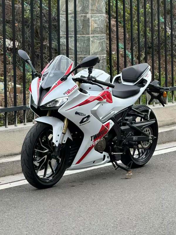 二手QJMOTOR赛250