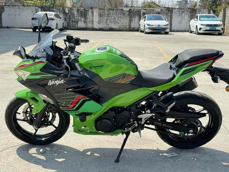 二手川崎Ninja 400