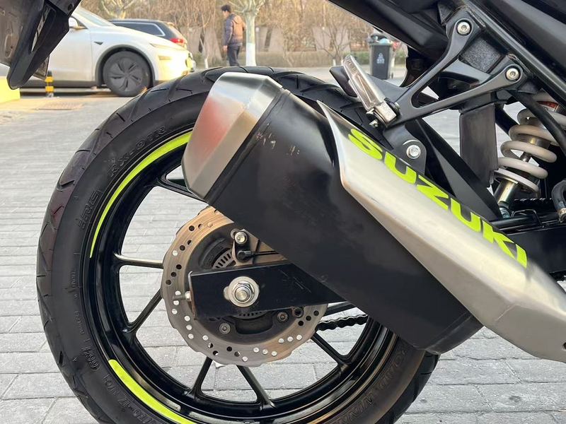 二手豪爵铃木GSX250R