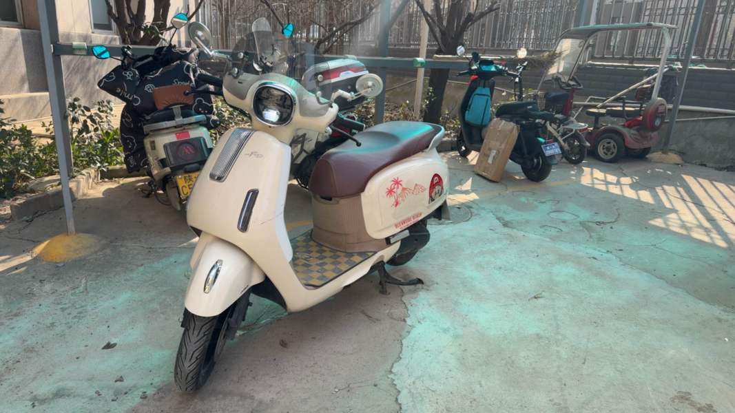 二手五羊本田NWF125