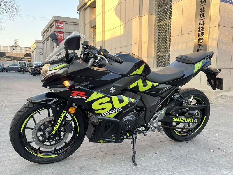 二手豪爵铃木GSX250R