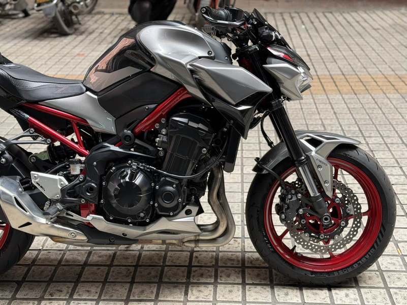 二手川崎Z900