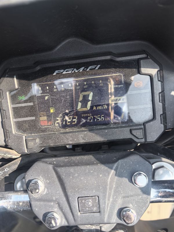 二手五羊本田猛鸷 CB190X