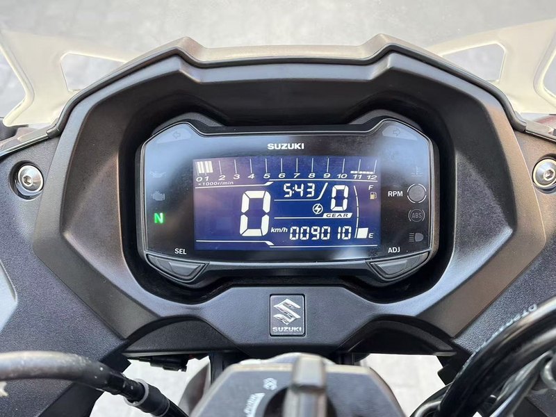 二手豪爵铃木GSX250R