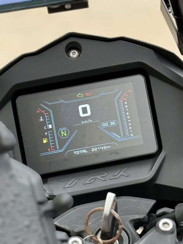 二手贝纳利金鹏 TRK502