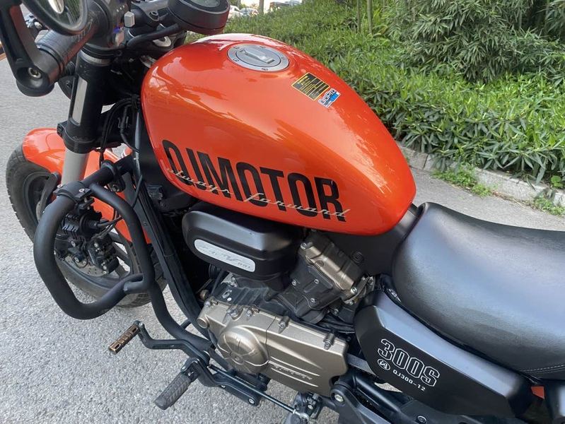 二手QJMOTOR闪300