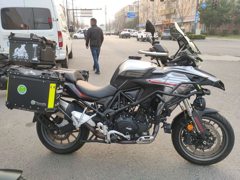 二手贝纳利TRK552