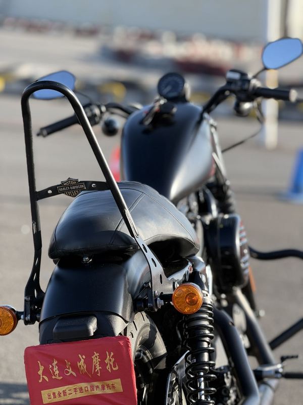 二手哈雷戴维森Iron883 硬汉