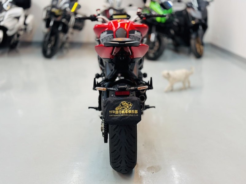 二手奥古斯塔Brutale 800