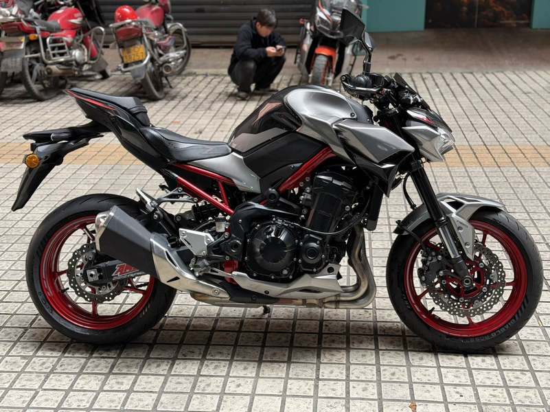 二手川崎Z900