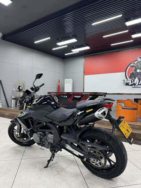 二手贝纳利TNT600i