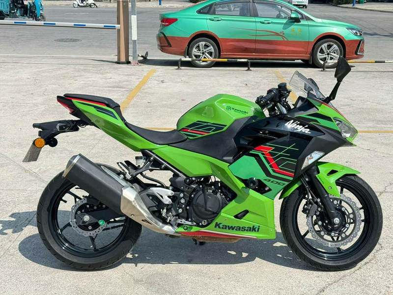 二手川崎Ninja 400