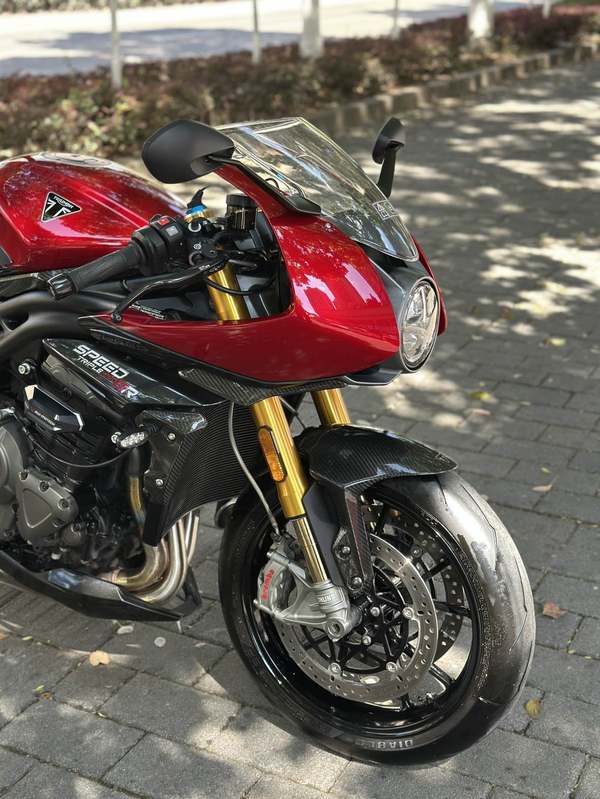 二手凯旋Speed Triple 1200 RR