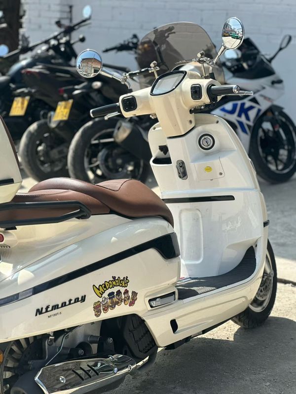 二手南方梦拉丽莎 飞戈