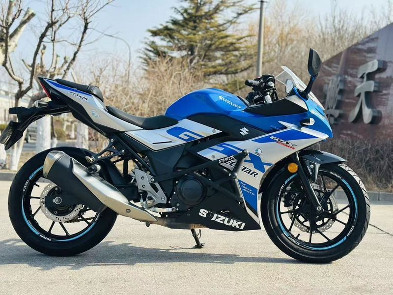二手豪爵铃木GSX250R
