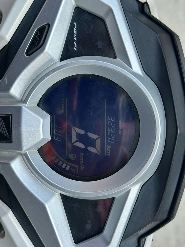 二手新大洲本田裂行 RX125Fi