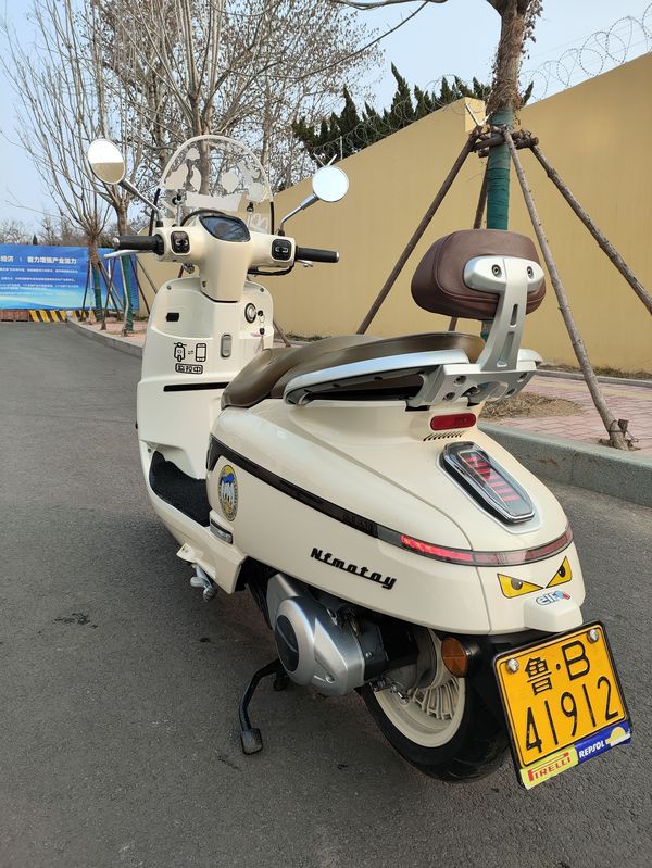 二手南方梦拉丽莎 飞戈