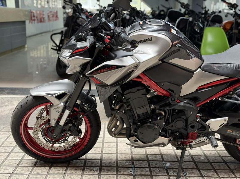 二手川崎Z900