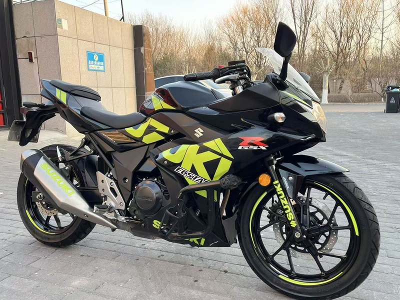 二手豪爵铃木GSX250R