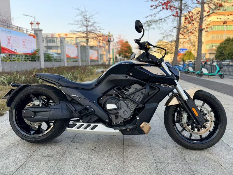 二手奔达LFC700 燎