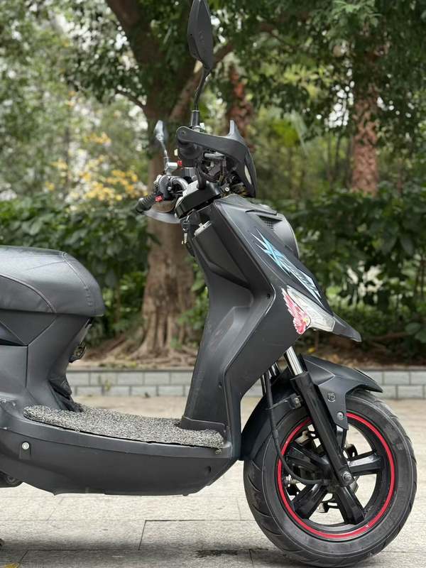 二手三阳小钢侠 CROX