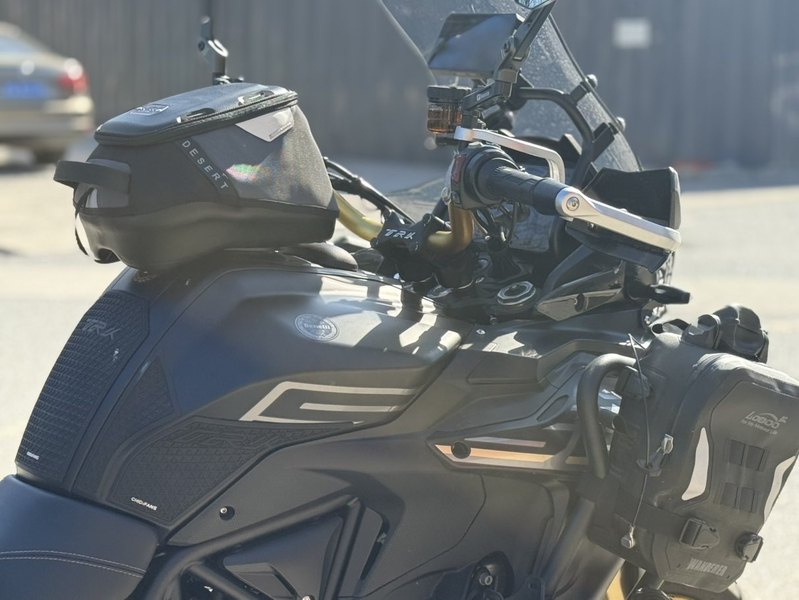 二手贝纳利TRK552