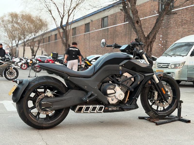 二手奔达LFC700 燎