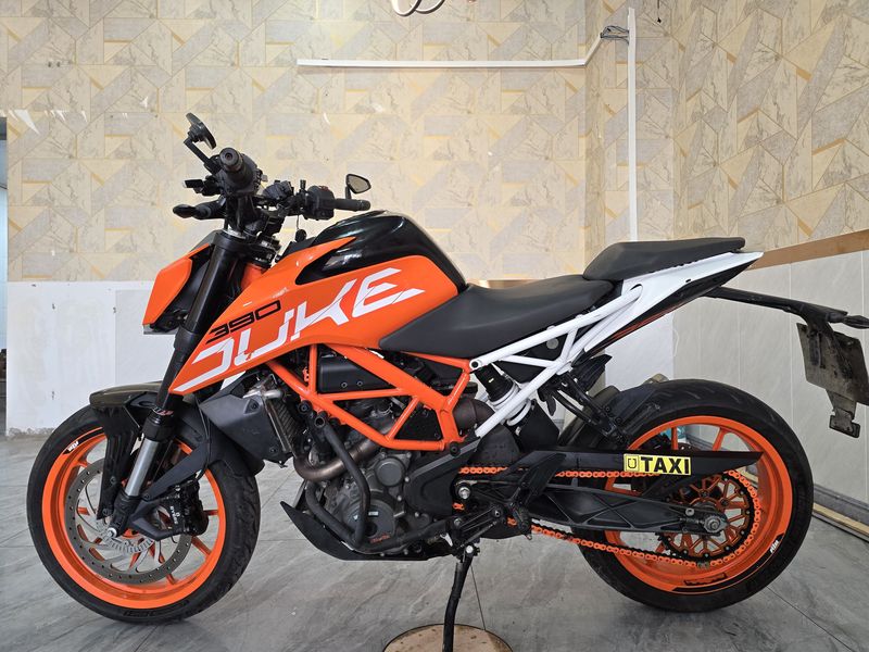 二手KTMR2R390 Duke