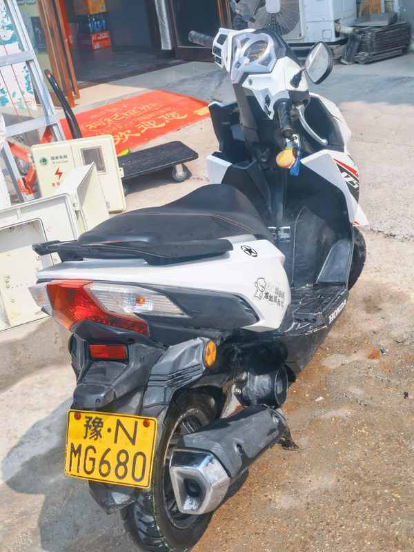 二手新大洲本田裂行 RX125Fi