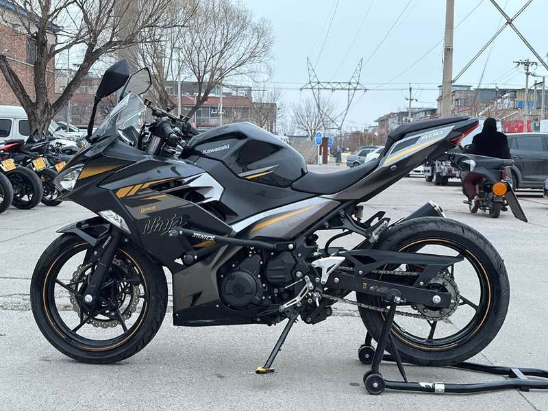 二手川崎Ninja 400