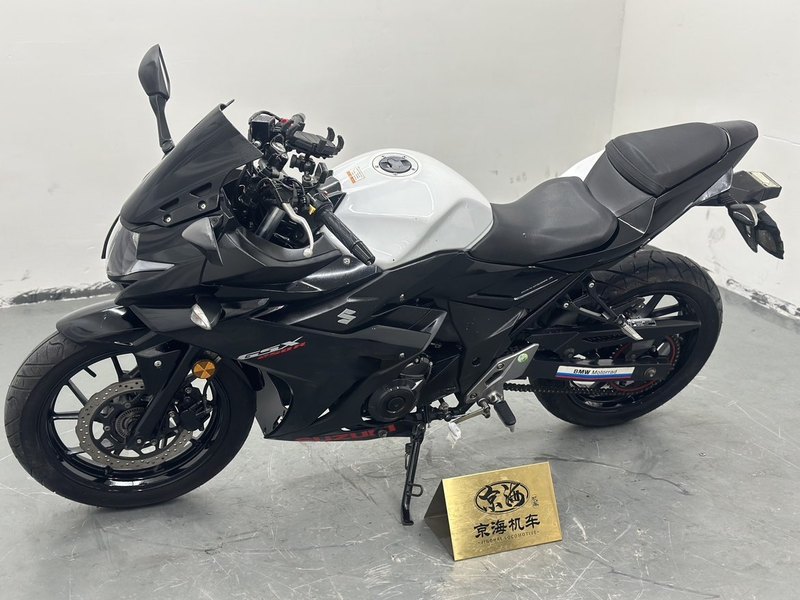 二手豪爵铃木GSX250R