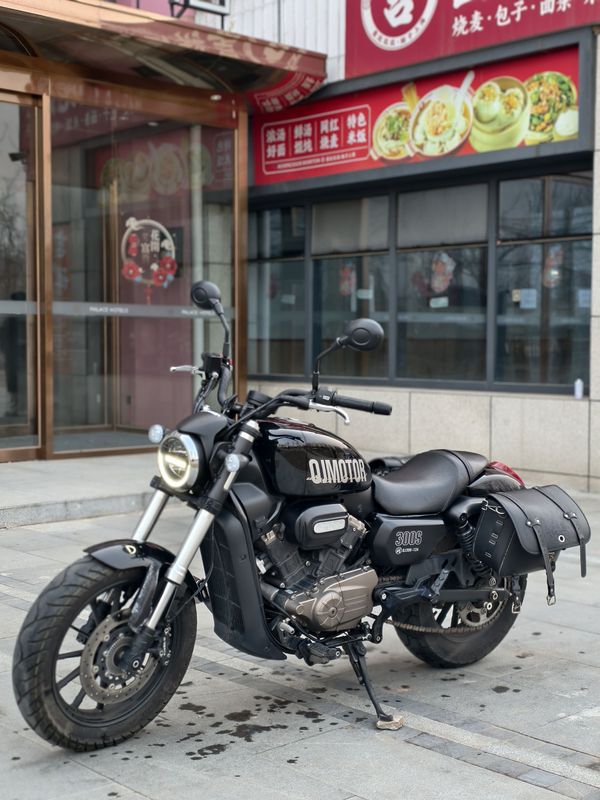 二手QJMOTOR闪300