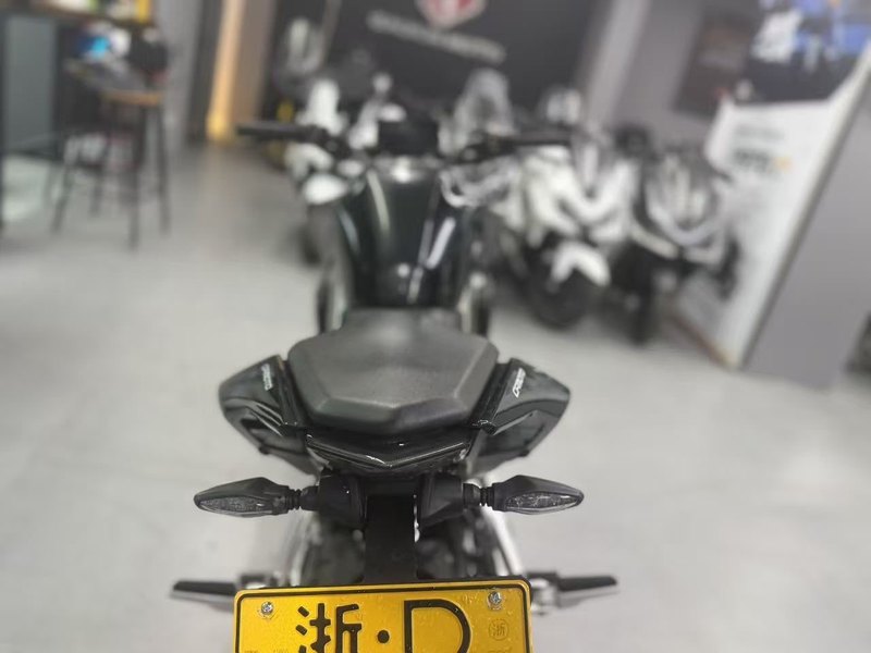 二手春风250NK