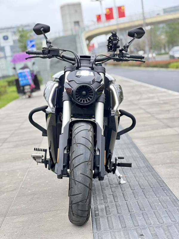 二手奔达LFC700 燎