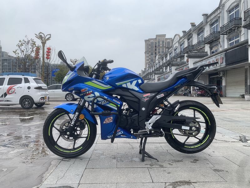 二手济南铃木极客飒 Gixxer 155