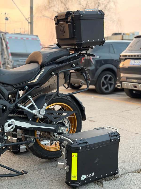 二手贝纳利TRK552