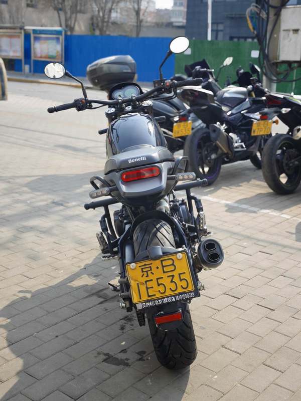 二手贝纳利幼狮 Leoncino 500