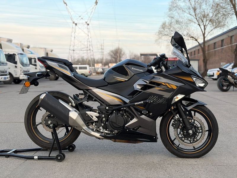 二手川崎Ninja 400