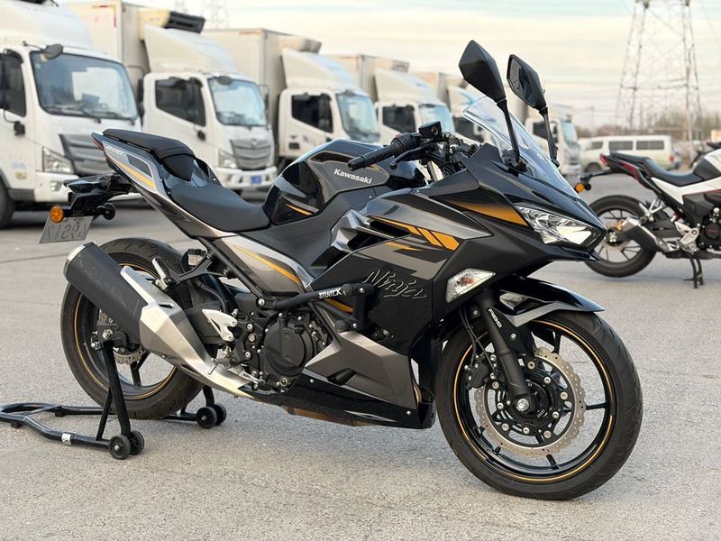 二手川崎Ninja 400