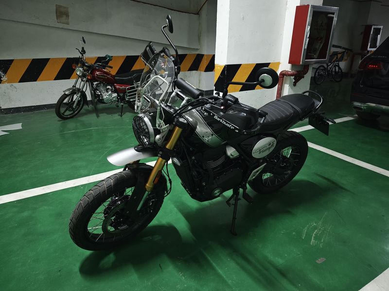 二手凯旋Scrambler 400 X