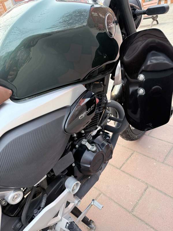 二手五羊本田鸷道 CB190SS